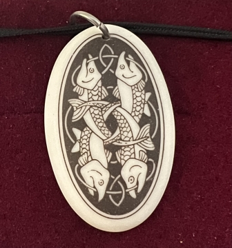 Necklace Pendant Fish (Oval)